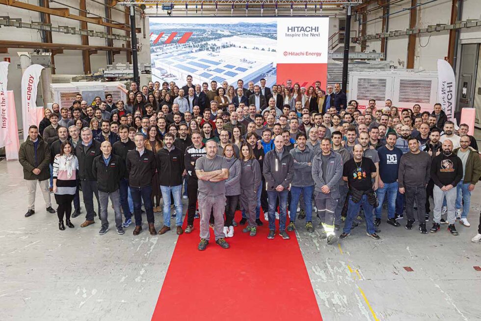 Fotografía corporativa de los trabajadores de la empresa Hitachi