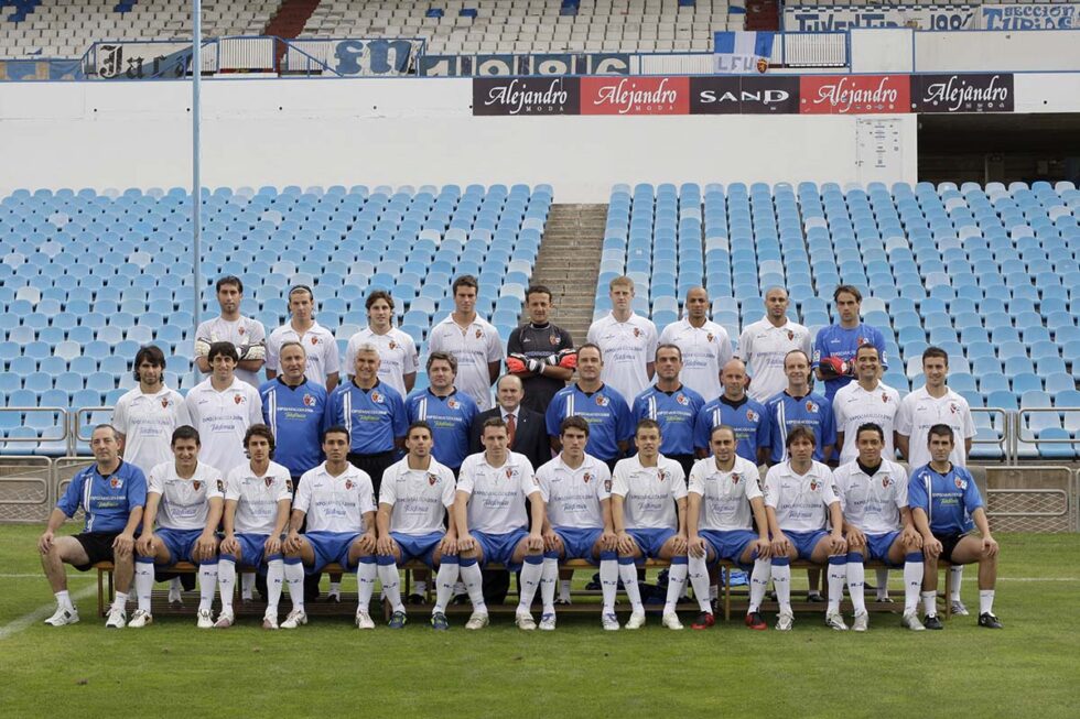 Fotografía oficial del equipo de fútbol del Real Zaragoza de la temporada 2007-2008